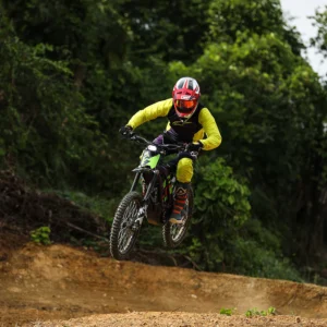 surron hyper bee top speed